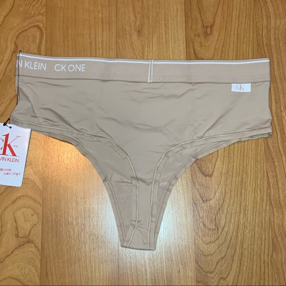 Calvin Klein One High-Waist Thong - Picture 4 of 9